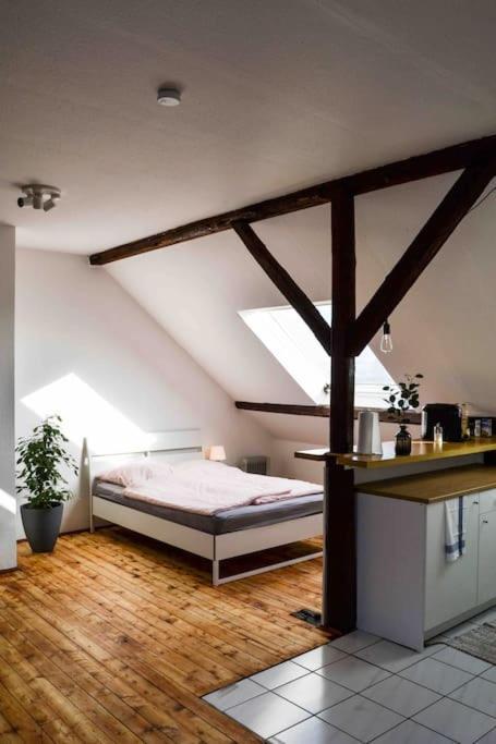Schoene Dachgeschosswohnung Nahe Koeln מראה חיצוני תמונה