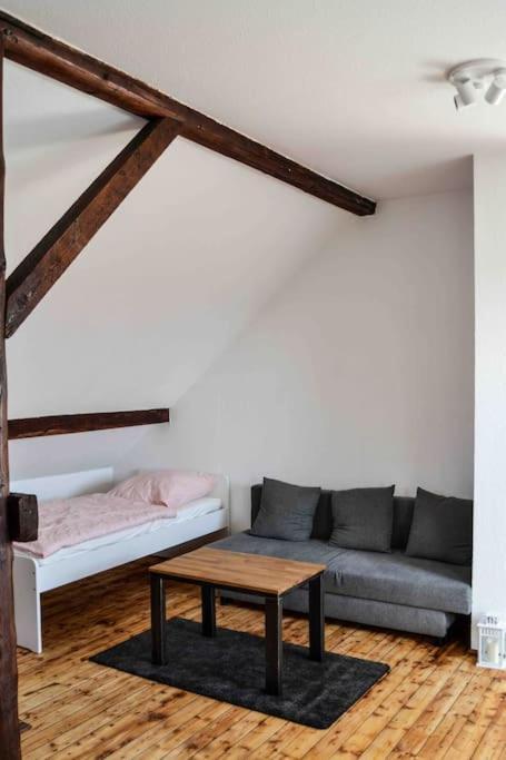 Schoene Dachgeschosswohnung Nahe Koeln מראה חיצוני תמונה
